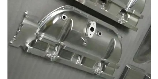 新能源汽车零件清洗剂的作用